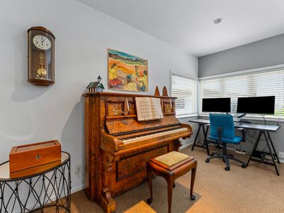 15 Seaview Road, Castor Bay