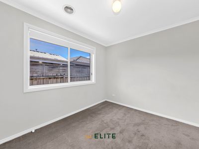 33 Michelle Drive, Berwick