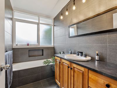 2 Oak Street, Huonville
