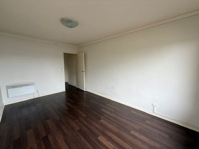 6 / 2 John Street, Footscray