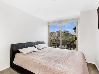 703 / 105 Campbell Street, Surry Hills