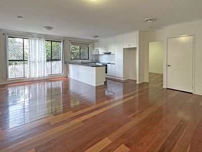 2 / 6 French Street, Booval