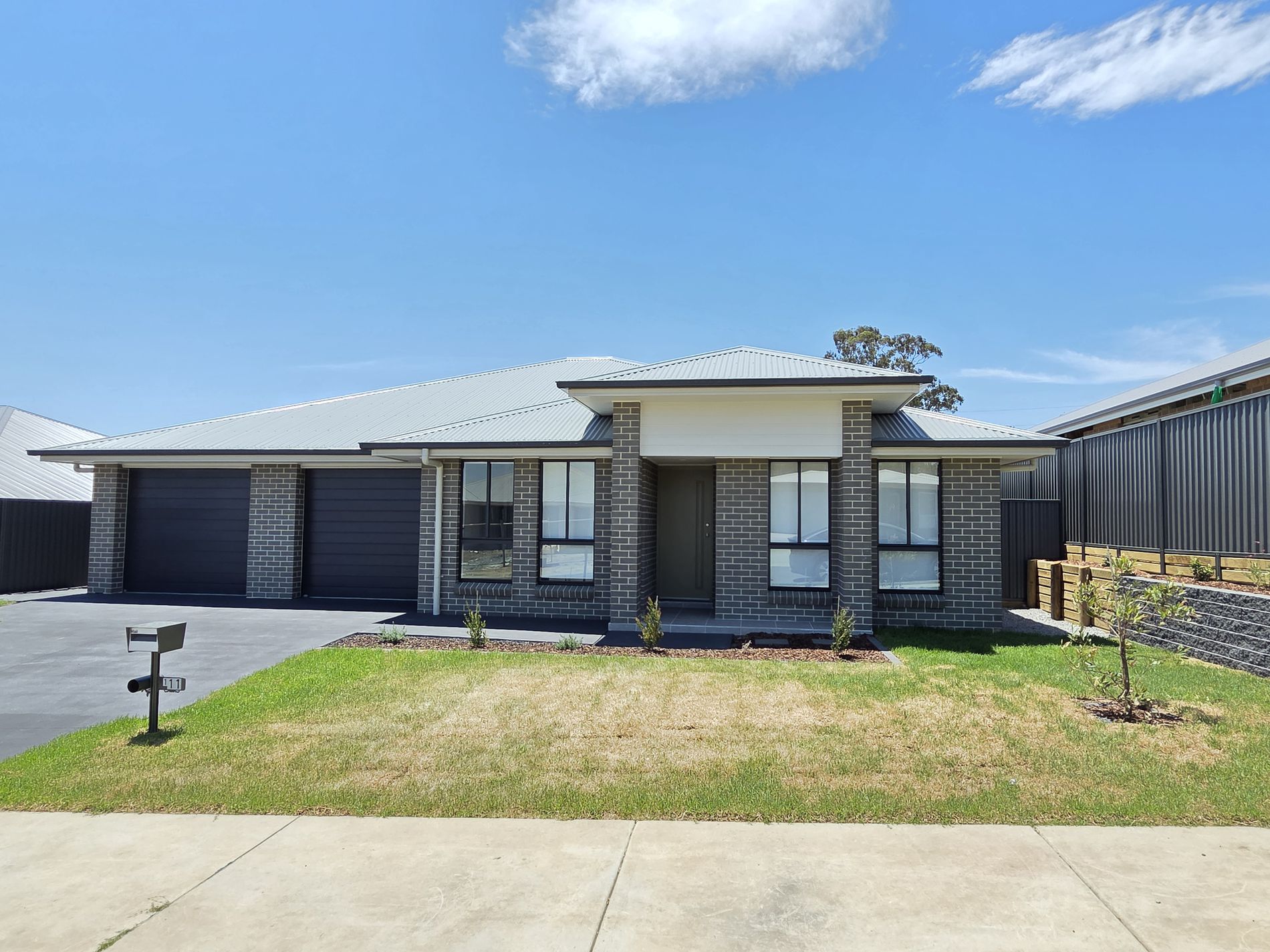 2/11 Millhouse Close, Farley