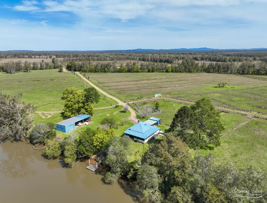 Riverfront Grazing Paradise – 96 Acres on the Lansdowne River
