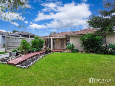 8 Hillview Rise, Hampton Park