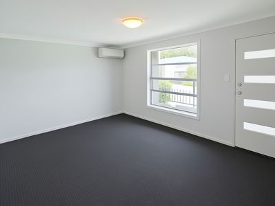 24 Corymbia Street, Croudace Bay