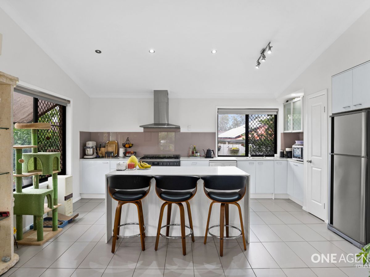 11 Green Place, DURACK, Durack - Thumbnail 4