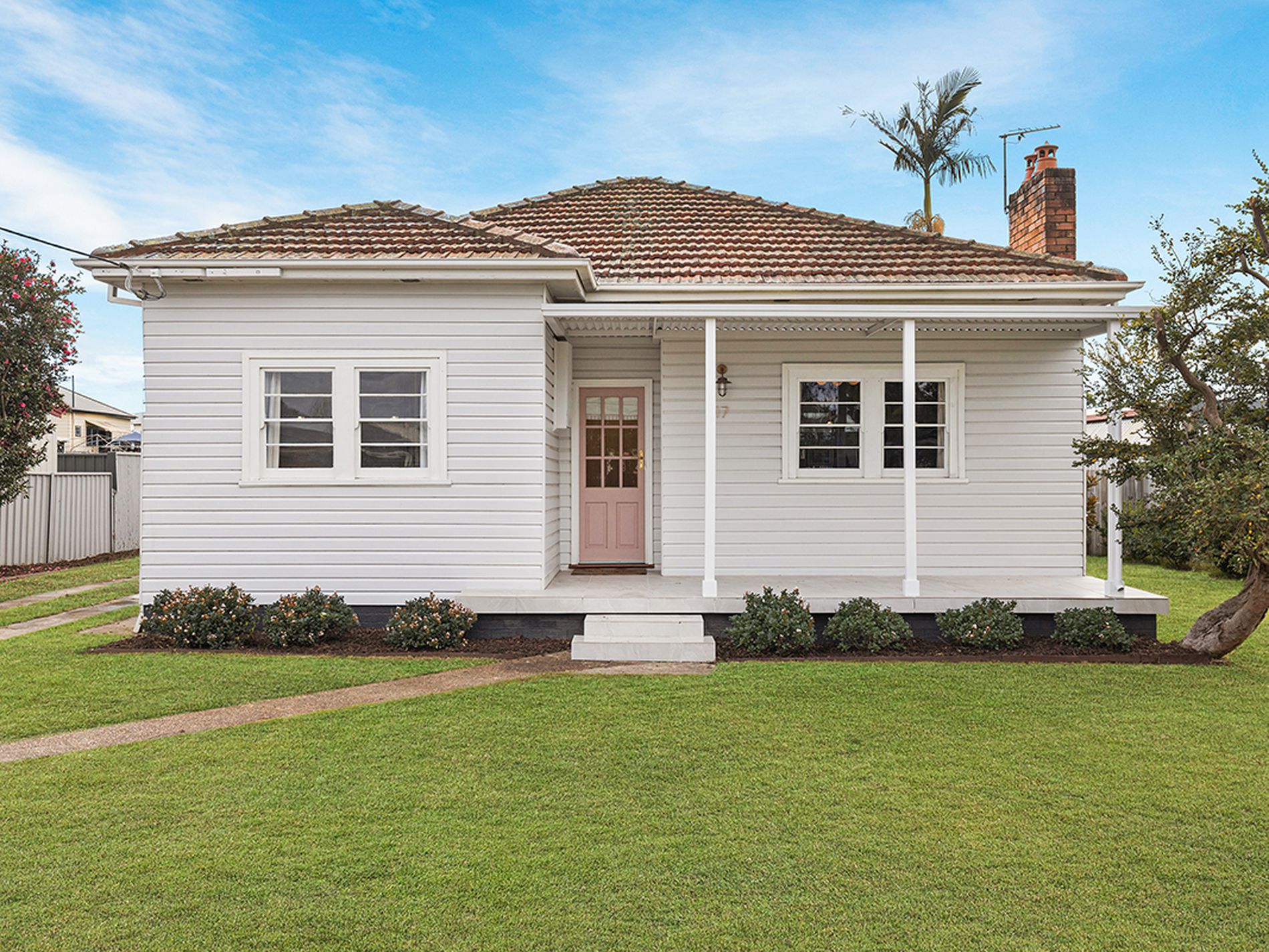 17 Fifth Street, Weston