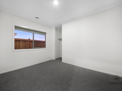50 Parkrise Boulevard, Clyde North