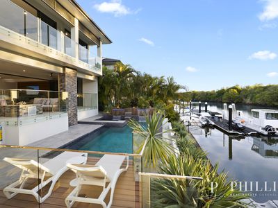 2515 Cressbrook Drive , Hope Island