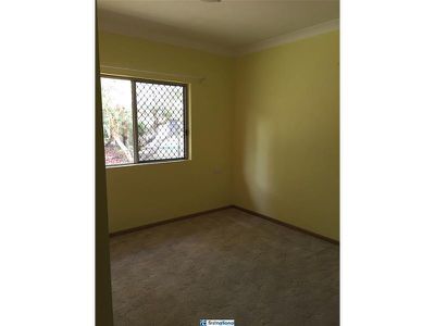 2 Paula Close, Atherton