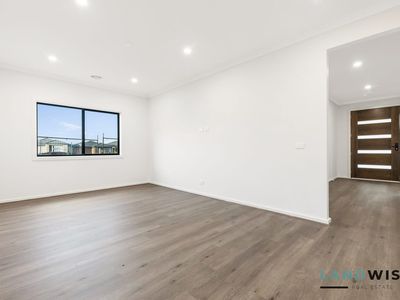 6 Zohan Street, Deanside