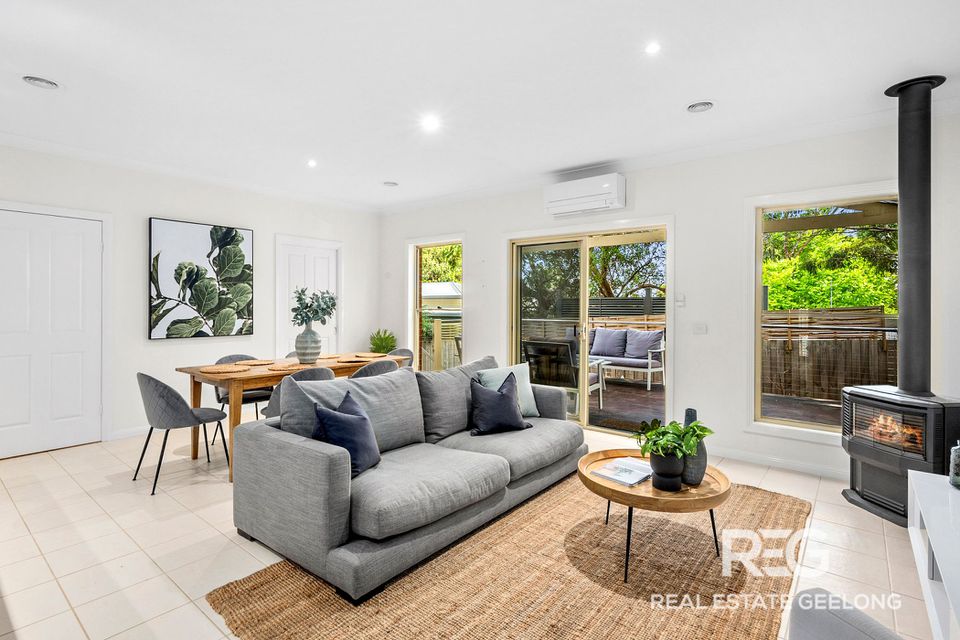 2C Desmond Street, Highton