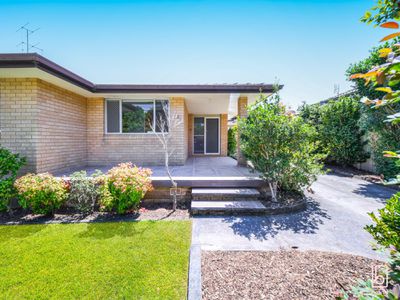 18 Belbowrie Street, Canton Beach