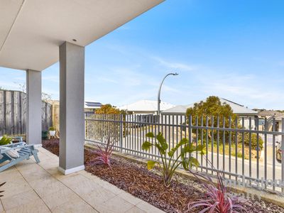 16 Tinsel Street, Yanchep