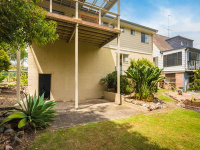 39 Lakeside Drive, Kianga