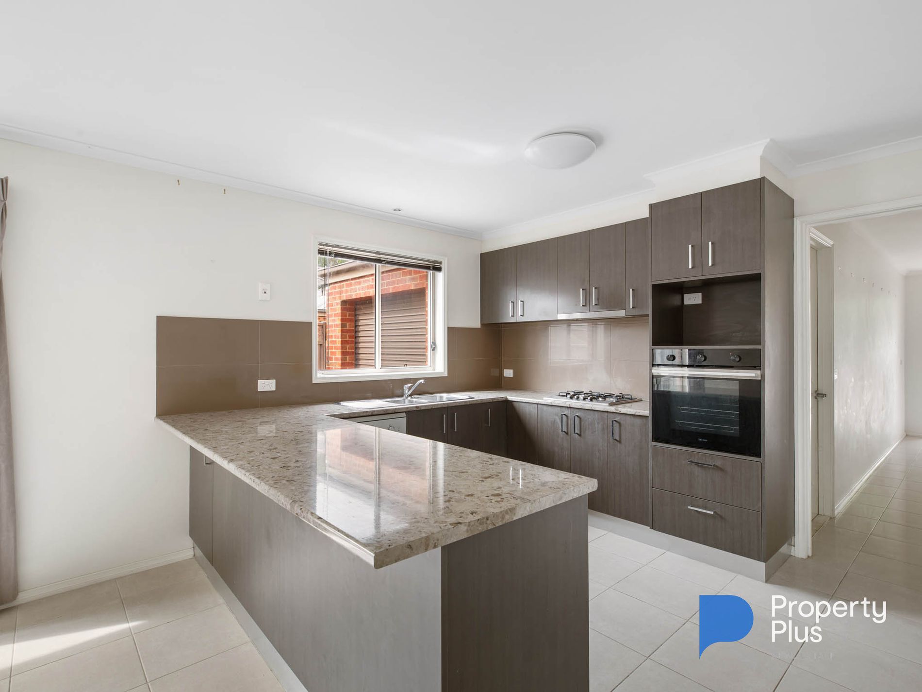 31 Sovereign Gardens, Kangaroo Flat