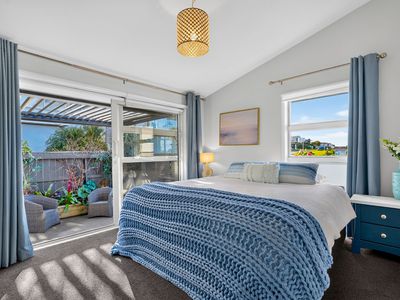 1/64 Seaview Road, Castor Bay