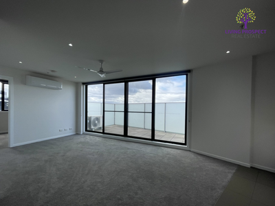 210 / 112-114 Pier Street, Altona