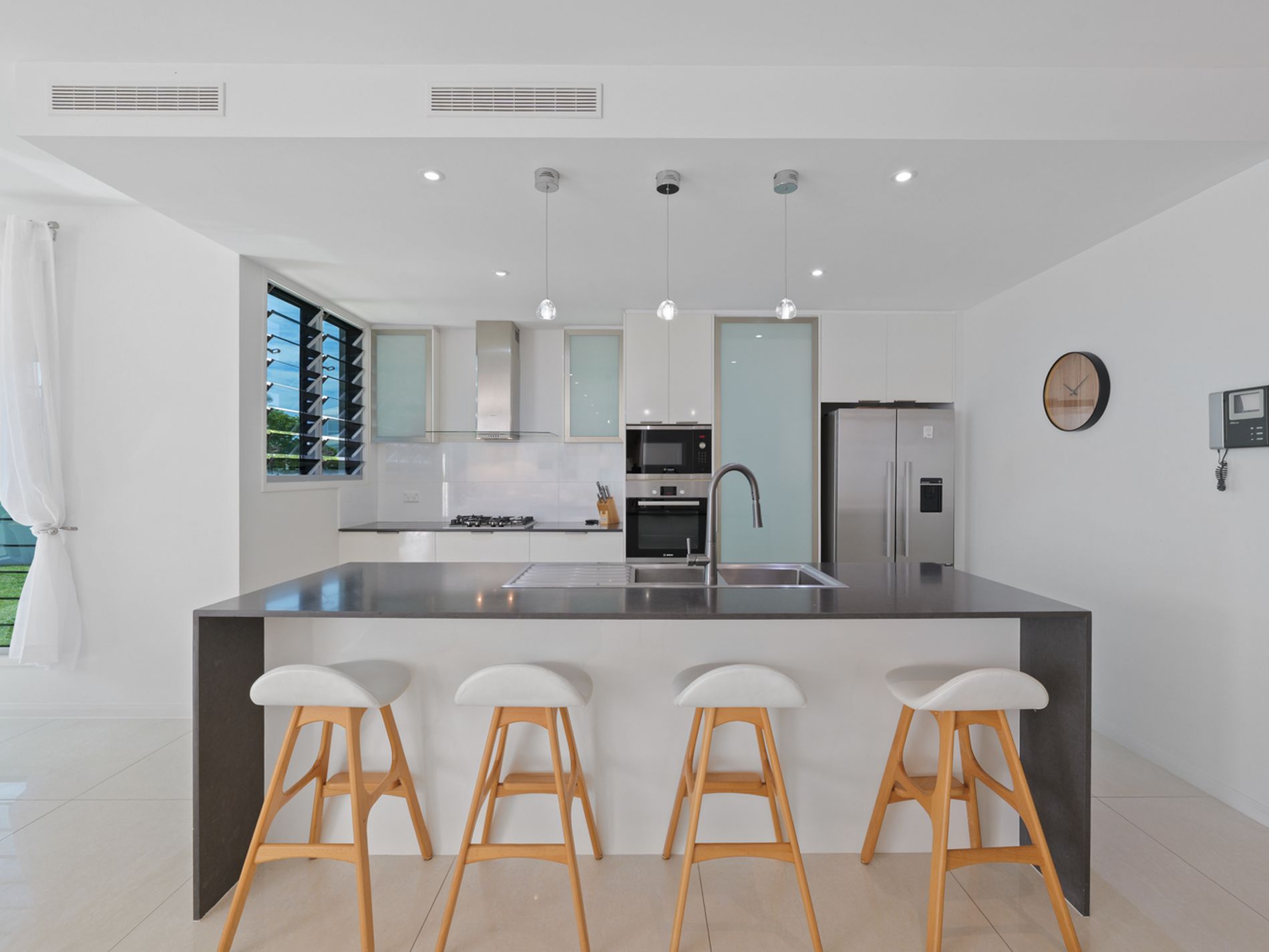 38 TARAWA STREET, Kawana Island