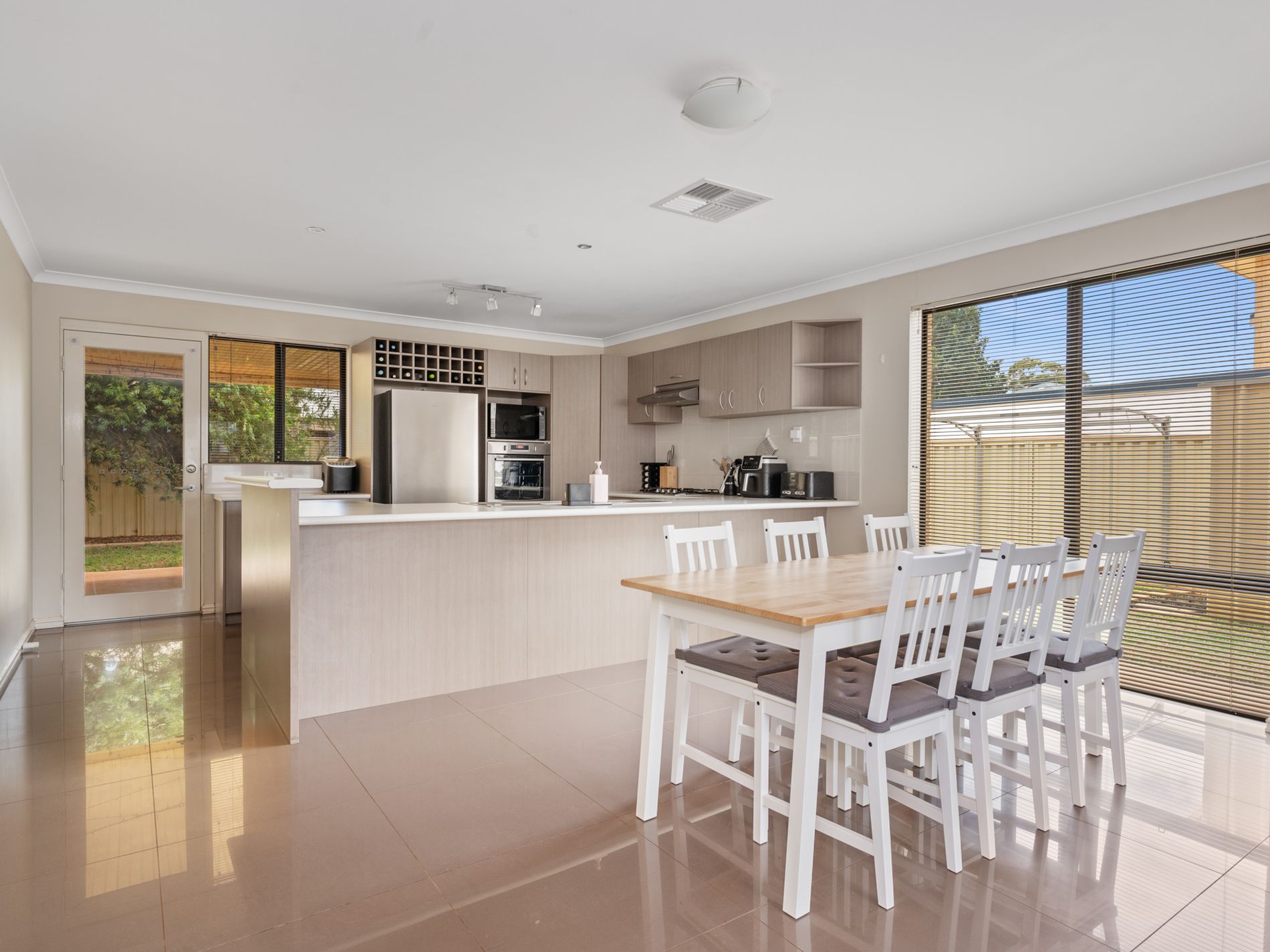 6 / 396 Hay Street, Somerville