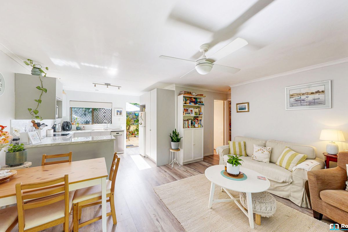2 / 35 Toolar Street, Tewantin