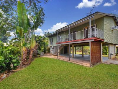 8 Crinum Court, Moulden
