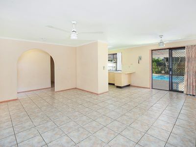 3 Chine Place, Wurtulla