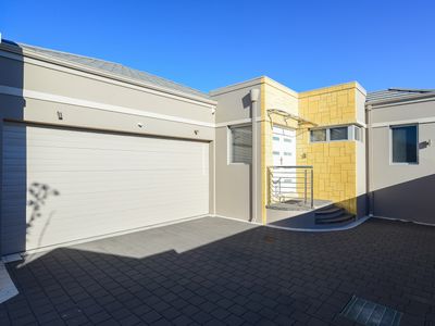 22C Ravenswood Drive, Nollamara
