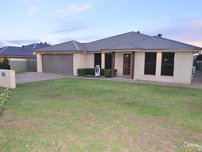 7 Ritz Place, Dubbo