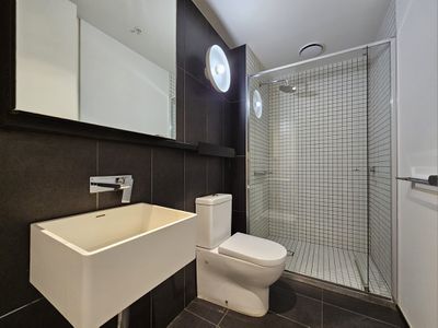 1908 / 81 A'Beckett Street, Melbourne