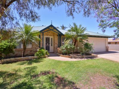 7 Davyhurst Drive, Hannans