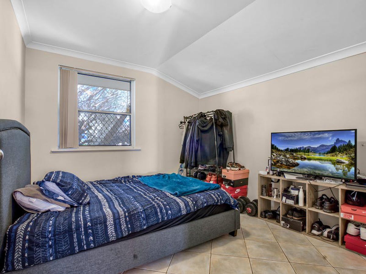 8 Stevington Street, Kelmscott