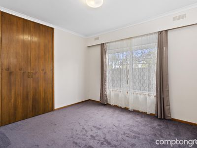 3 / 8 McAdam Crescent, Colac