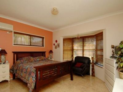 11 Maryland Avenue, Carrara
