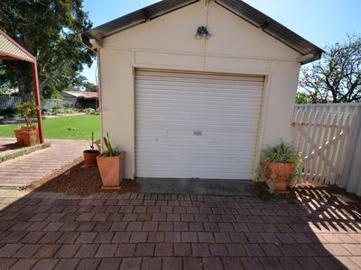 28 Bernice Way, Thornlie