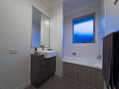 83 Gumdale Street, Wakerley