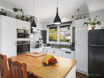 2 Mount Street , Mount Beauty