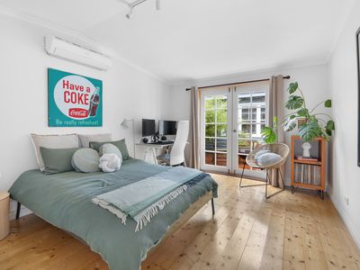 12 Albion Street, Kingsville