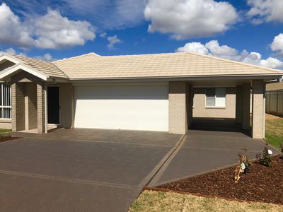 68a Champagne Drive, Dubbo