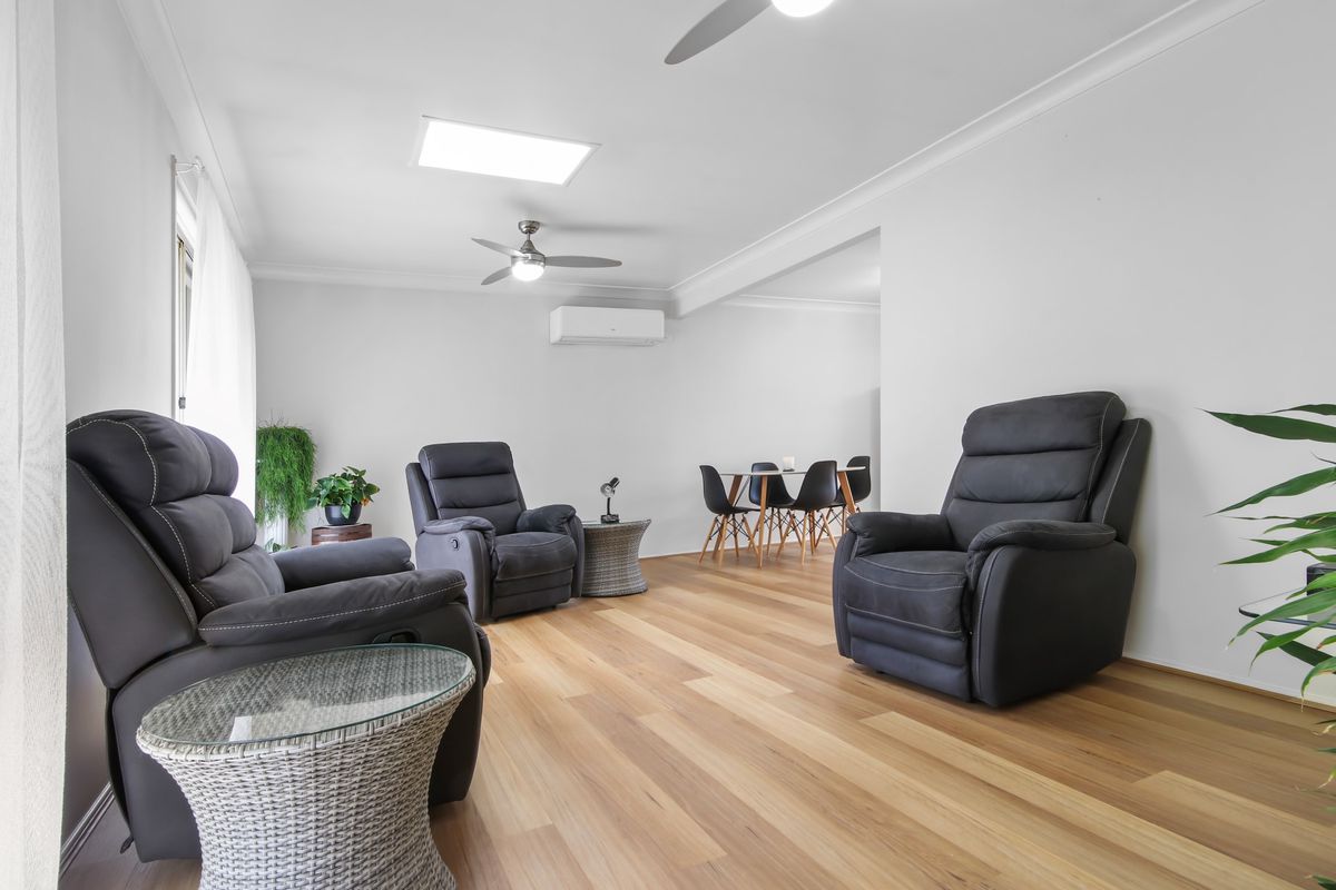 42 Mummaga Lake Drive, Dalmeny