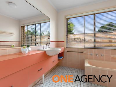 6 NUNKERI PLACE, North Nowra