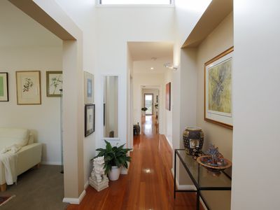 6 Knox Court, Kennington