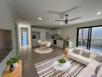 1 / 37C Atlantic Dr, Loganholme