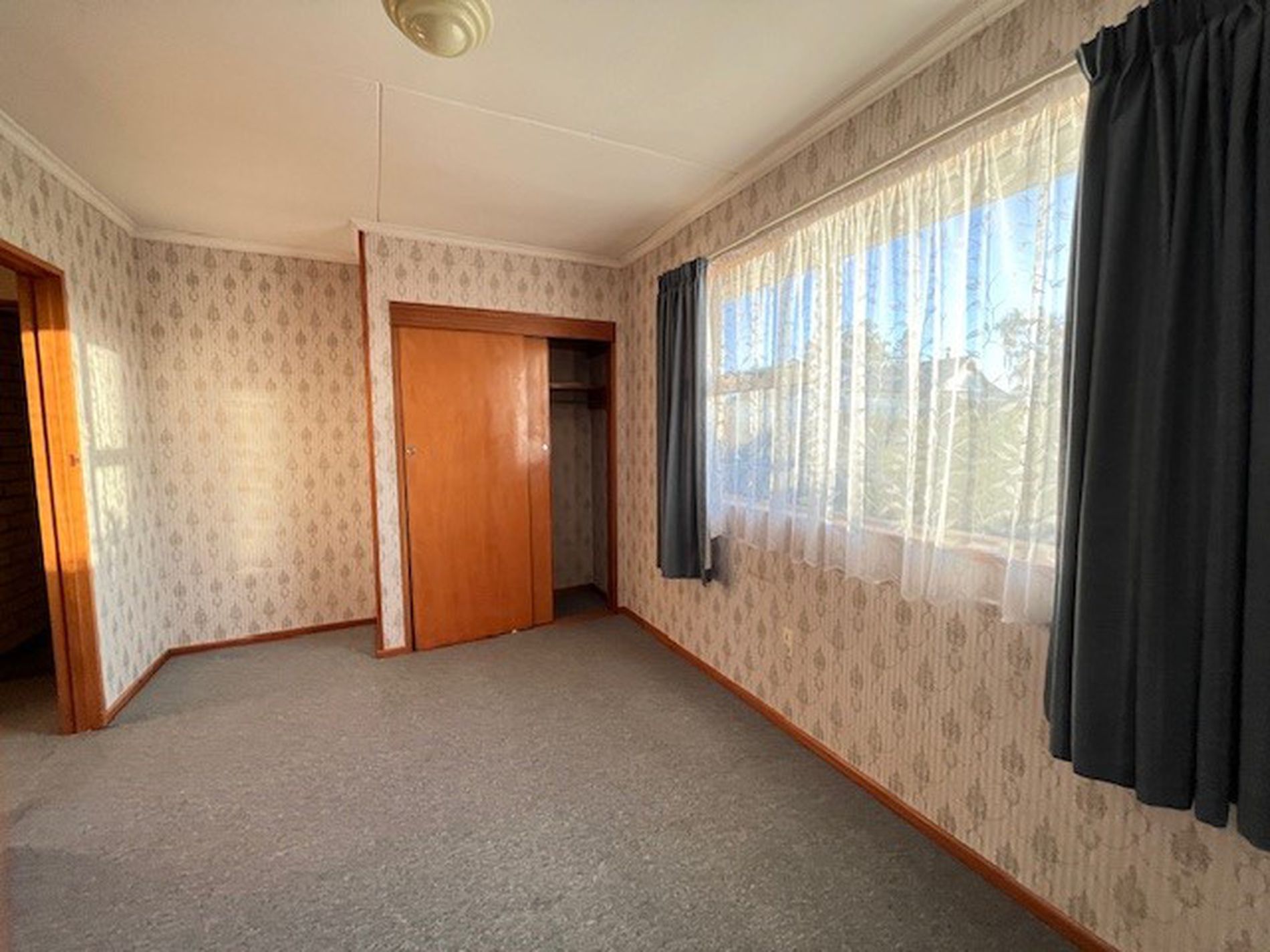 12 Cowper Street, Milton