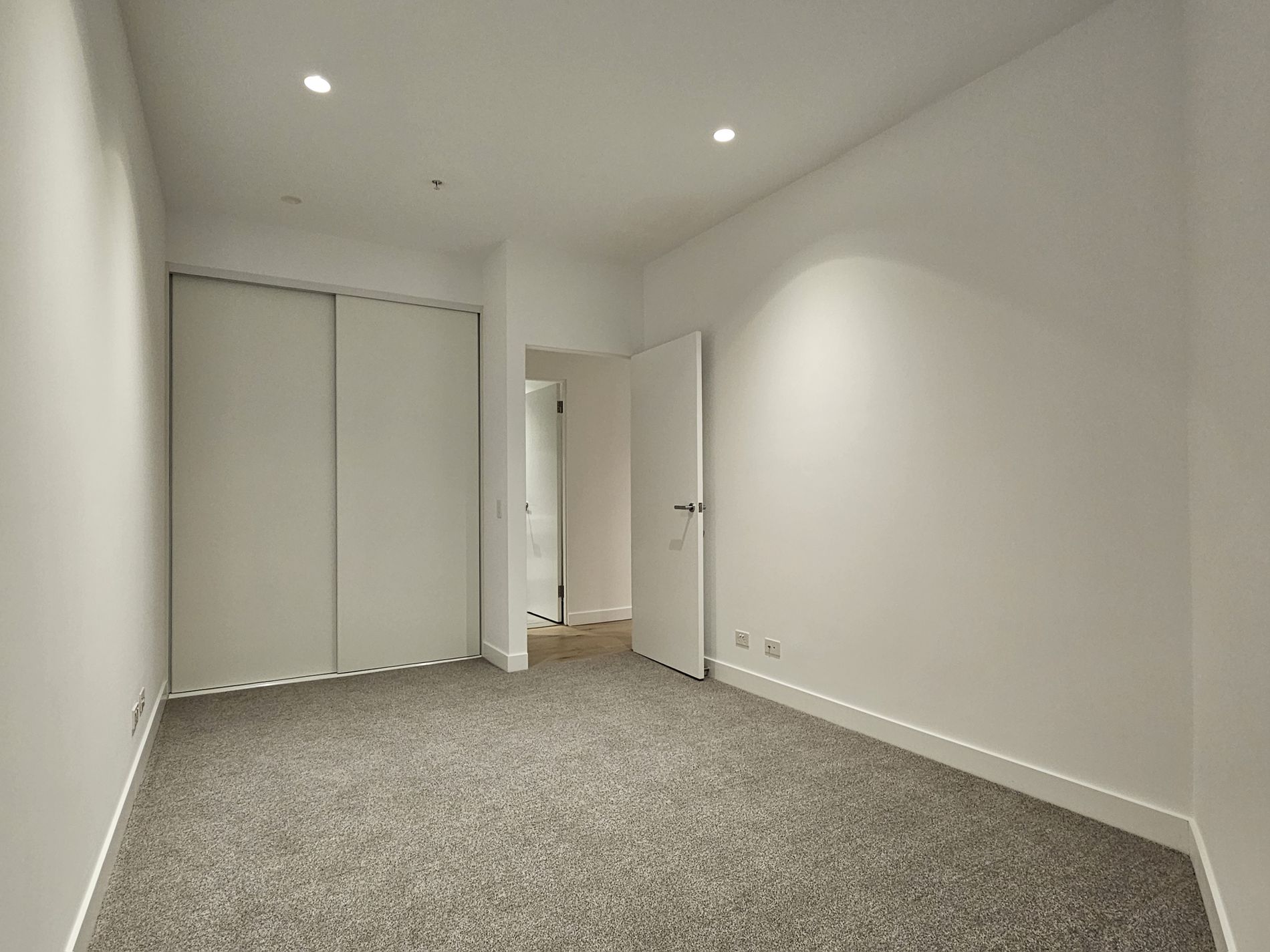 608 / 260 Spencer Street, Melbourne