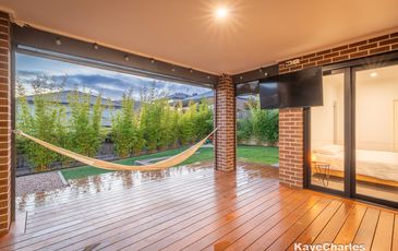 14 Cowdray Crescent, Officer