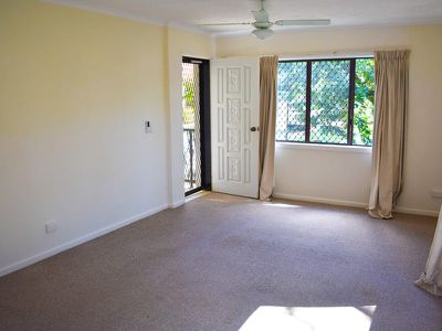 1 / 5 Tombarra Street, Mooloolaba