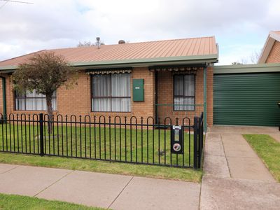 1 / 7 Goulburn Street, Seymour