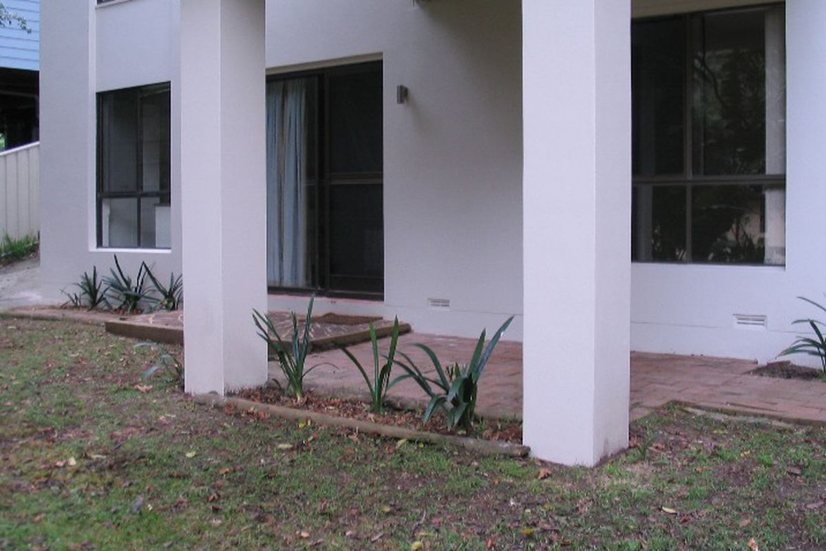 2 / 5 Palmgrove Place, North Avoca